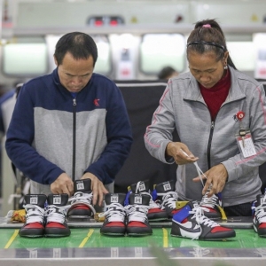 2020年，美国鞋类进口下滑，中国降幅最大，达37.6%