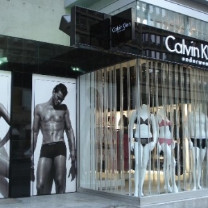 供应链中断！CK母公司PVH交货延迟4-6周！但……